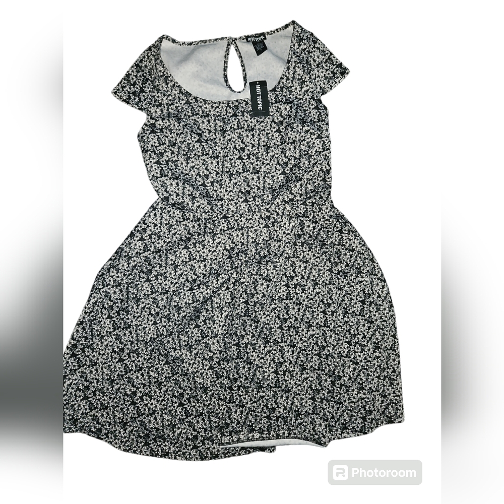 Hot topic flower skater dress size 0 (12/14) brand new with tags
